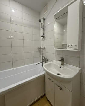 2-к квартира, вторичка, 50м2, 2/5 этаж