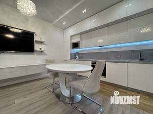 2-к квартира, вторичка, 72м2, 2/4 этаж