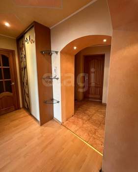 3-к квартира, вторичка, 65м2, 3/12 этаж