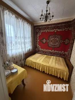 2-к квартира, вторичка, 42м2, 1/4 этаж