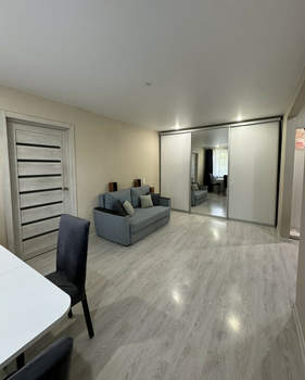 2-к квартира, вторичка, 44м2, 1/5 этаж