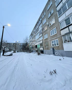 2-к квартира, вторичка, 48м2, 1/5 этаж