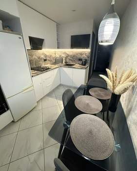 2-к квартира, вторичка, 52м2, 10/10 этаж