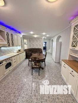 4-к квартира, вторичка, 137м2, 1/5 этаж