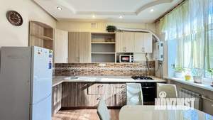 3-к квартира, вторичка, 70м2, 1/3 этаж
