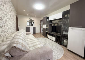 2-к квартира, вторичка, 43м2, 3/3 этаж