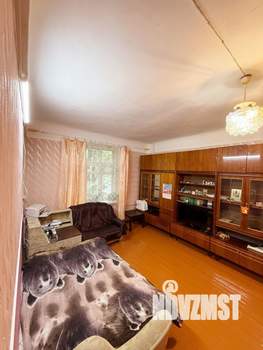 2-к квартира, вторичка, 61м2, 1/5 этаж