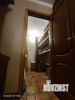 4-к квартира, вторичка, 137м2, 3/5 этаж
