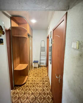 2-к квартира, вторичка, 42м2, 2/2 этаж
