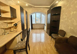 4-к квартира, вторичка, 142м2, 3/5 этаж