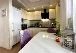 3-к квартира, вторичка, 57м2, 8/13 этаж