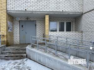 3-к квартира, вторичка, 62м2, 1/10 этаж