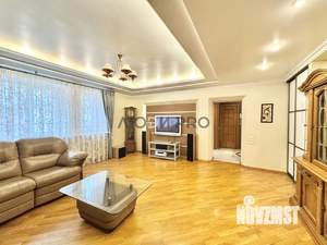 3-к квартира, вторичка, 102м2, 3/5 этаж