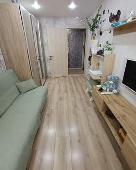 3-к квартира, вторичка, 57м2, 1/5 этаж