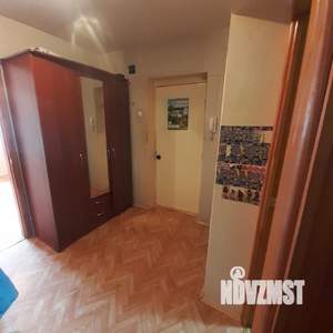 3-к квартира, вторичка, 58м2, 2/5 этаж