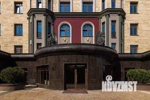 2-к квартира, вторичка, 66м2, 1/15 этаж