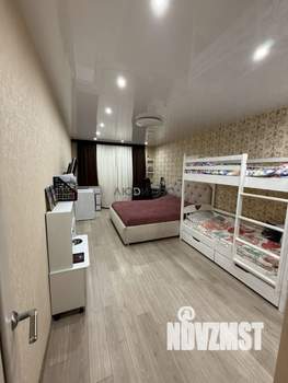 3-к квартира, вторичка, 64м2, 1/10 этаж