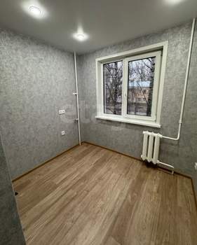 3-к квартира, вторичка, 58м2, 3/5 этаж