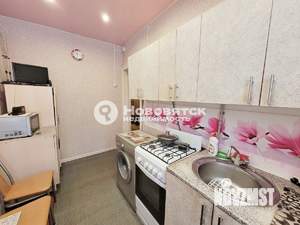 3-к квартира, вторичка, 58м2, 1/2 этаж