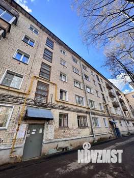 2-к квартира, вторичка, 42м2, 1/5 этаж