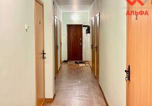 4-к квартира, вторичка, 100м2, 1/3 этаж