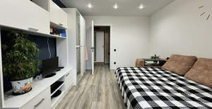 2-к квартира, вторичка, 49м2, 1/5 этаж