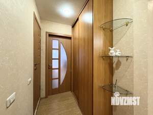 3-к квартира, вторичка, 63м2, 9/9 этаж