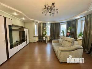 4-к квартира, вторичка, 142м2, 3/5 этаж