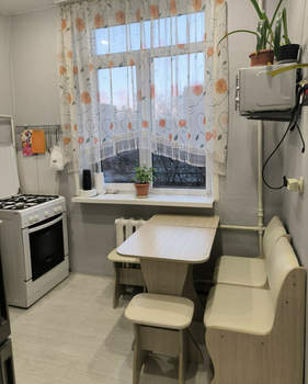 2-к квартира, вторичка, 53м2, 3/3 этаж