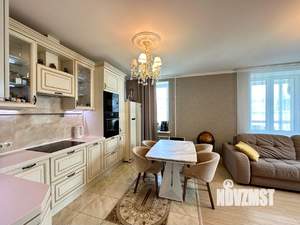 3-к квартира, вторичка, 82м2, 8/17 этаж