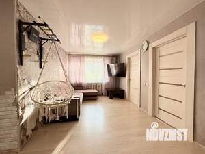 4-к квартира, вторичка, 61м2, 3/5 этаж