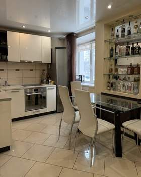 2-к квартира, вторичка, 50м2, 3/10 этаж