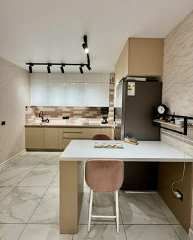 2-к квартира, вторичка, 43м2, 10/17 этаж