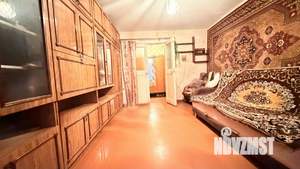 2-к квартира, вторичка, 50м2, 1/5 этаж