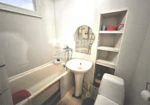 2-к квартира, вторичка, 40м2, 5/5 этаж