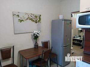3-к квартира, вторичка, 58м2, 1/9 этаж