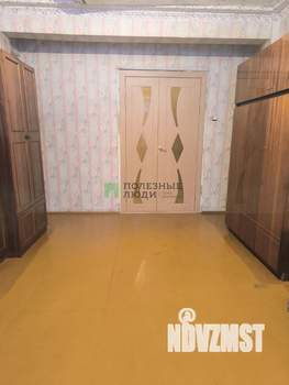 2-к квартира, вторичка, 71м2, 1/4 этаж