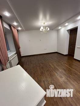 3-к квартира, вторичка, 102м2, 2/10 этаж