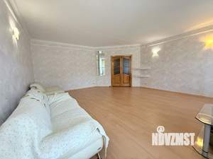 3-к квартира, вторичка, 110м2, 2/5 этаж