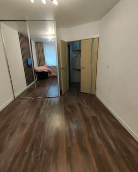 2-к квартира, вторичка, 44м2, 1/5 этаж