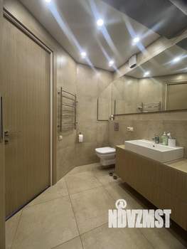 2-к квартира, вторичка, 57м2, 10/18 этаж