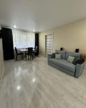 2-к квартира, вторичка, 44м2, 1/5 этаж