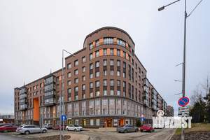 2-к квартира, вторичка, 39м2, 1/6 этаж