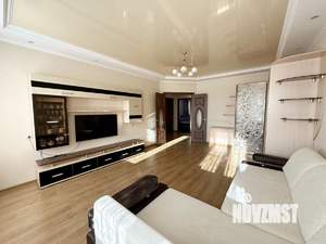 2-к квартира, вторичка, 64м2, 6/10 этаж