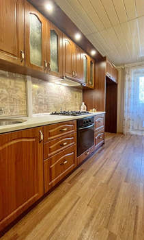 4-к квартира, вторичка, 77м2, 2/5 этаж