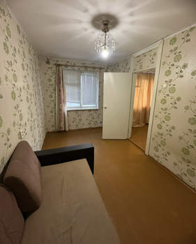 2-к квартира, вторичка, 46м2, 1/5 этаж