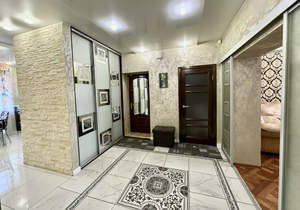 3-к квартира, вторичка, 90м2, 5/5 этаж