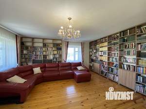 4-к квартира, вторичка, 135м2, 3/5 этаж