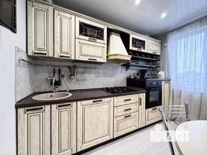 3-к квартира, вторичка, 63м2, 9/9 этаж