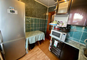4-к квартира, вторичка, 63м2, 3/5 этаж